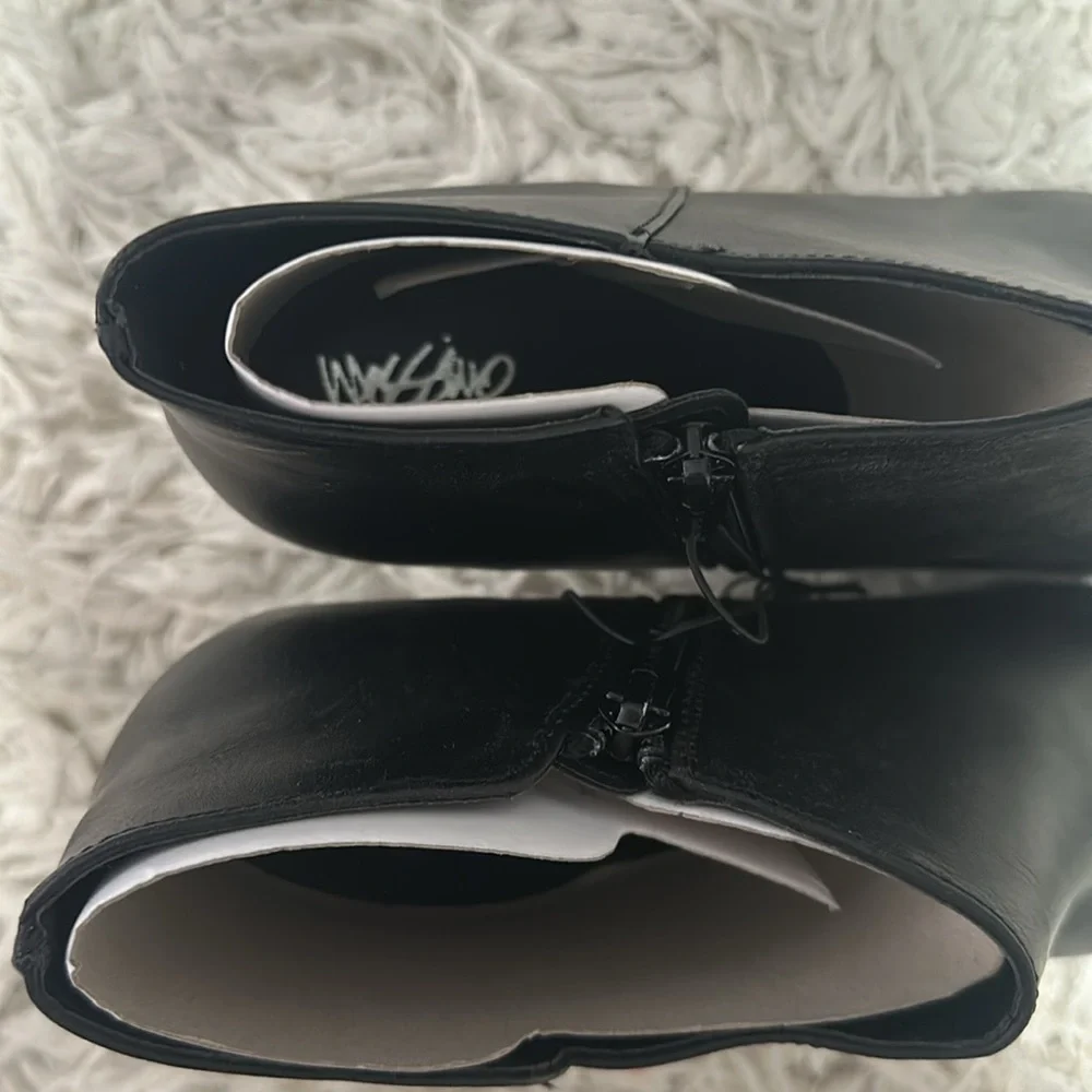 NWOT MOSSIMO ANKLE BOOTS - Picture 3 of 9